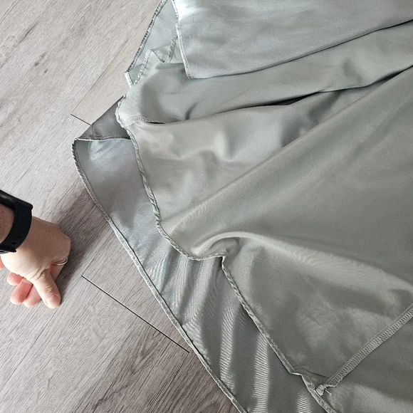 Robe - Picture 5 of 7